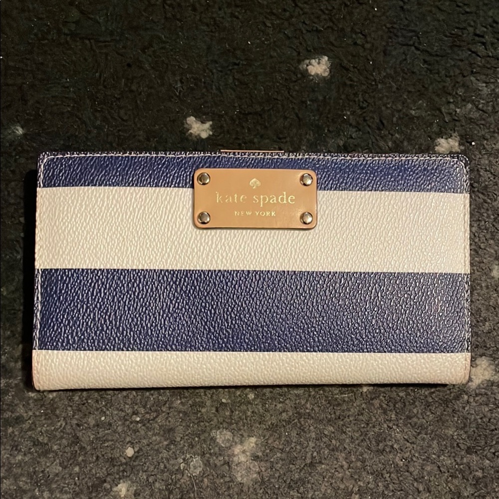 Kate Spade Wellesley Printed Stacy Navy / Cream Stripe # WLRU2531